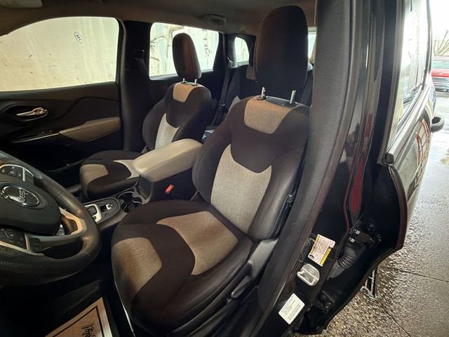 2014 Jeep Cherokee Sport