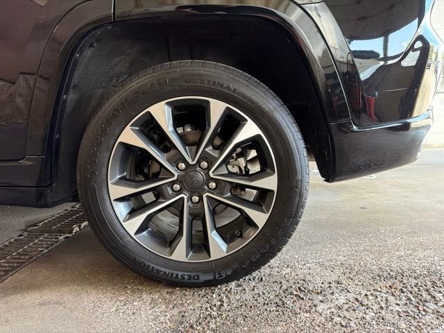 2023 Jeep Grand Cherokee Overland 4x4