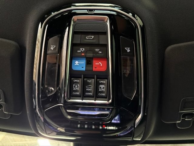2023 Jeep Grand Cherokee Overland 4x4