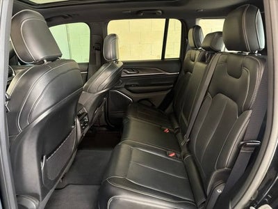 2023 Jeep Grand Cherokee Overland 4x4