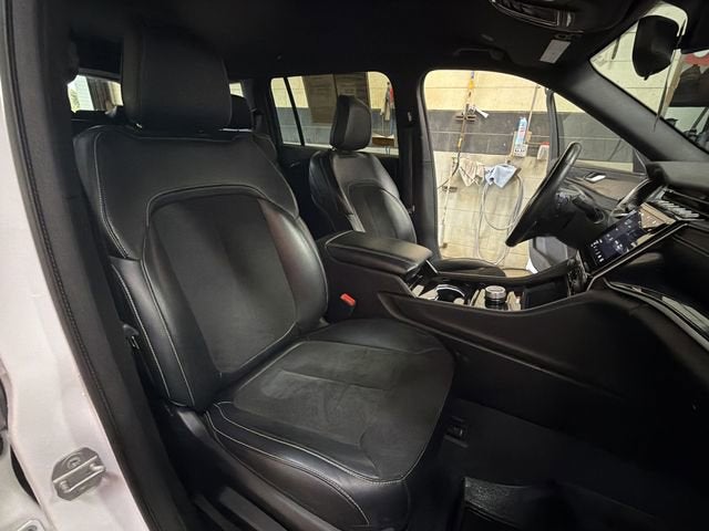 2021 Jeep Grand Cherokee L Altitude 4x4