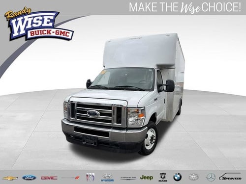 2022 Ford E-Series Cutaway Base