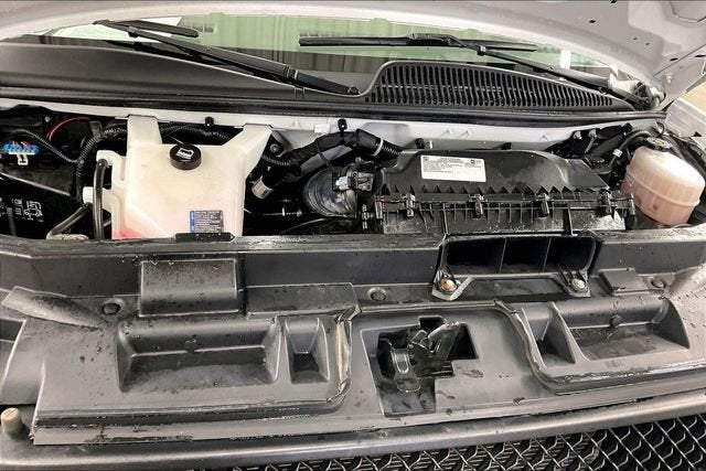 2023 Chevrolet Express Passenger 3500 1LT