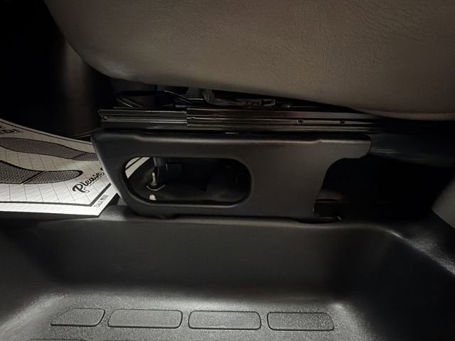 2023 Chevrolet Express Cargo 2500 WT