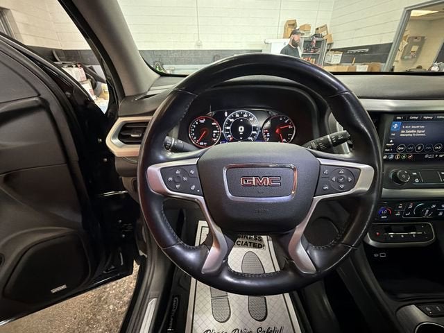 2021 GMC Acadia SLT