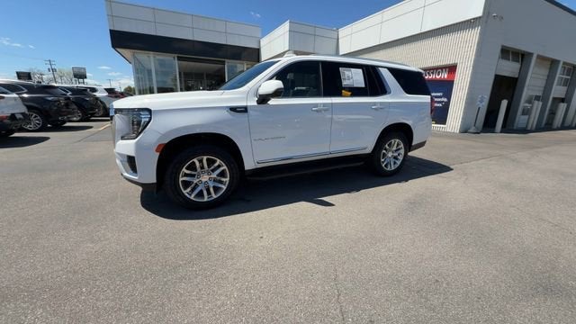 2023 GMC Yukon SLT