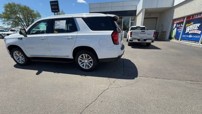 2023 GMC Yukon SLT