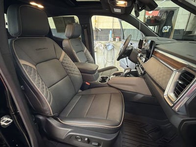 2023 GMC Canyon Denali
