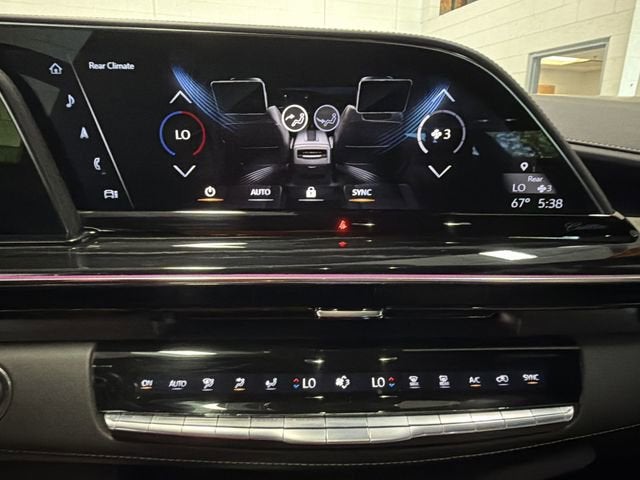 2022 Cadillac Escalade Sport