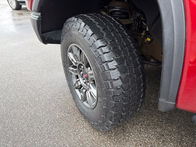 2025 GMC Sierra 1500 AT4X