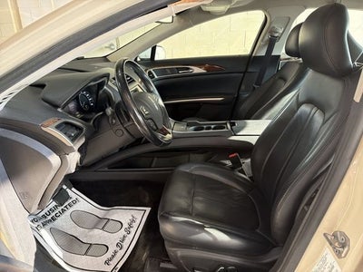 2016 Lincoln MKZ Base
