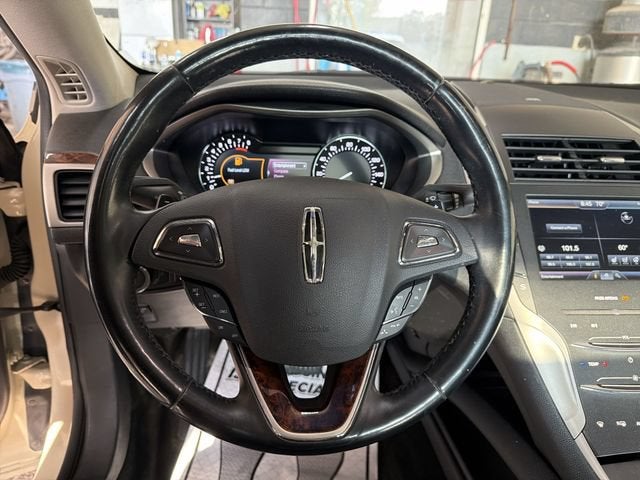 2016 Lincoln MKZ Base