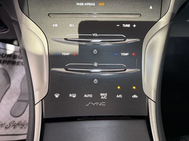 2016 Lincoln MKZ Base