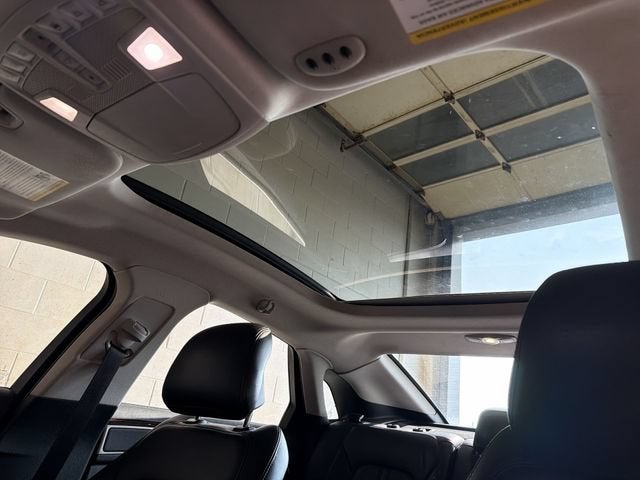 2016 Lincoln MKZ Base
