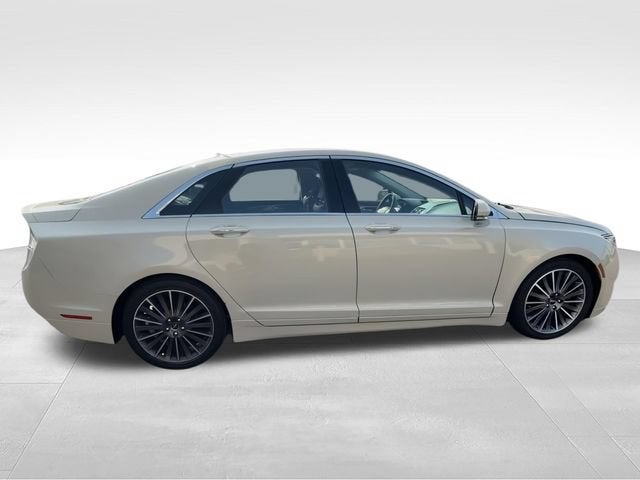 2016 Lincoln MKZ Base