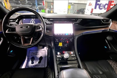 2022 Jeep Grand Cherokee Summit