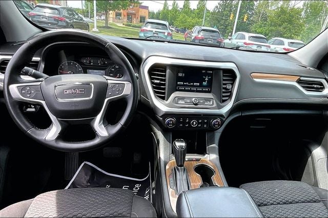 2017 GMC Acadia SLE-1