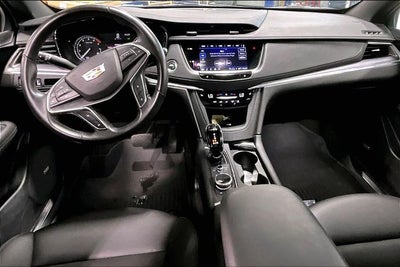 2023 Cadillac XT5 Luxury