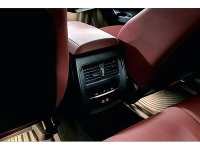 2024 BMW 3 Series 330i xDrive