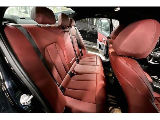 2024 BMW 3 Series 330i xDrive