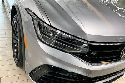 2024 Volkswagen Tiguan 2.0T SE R-Line Black