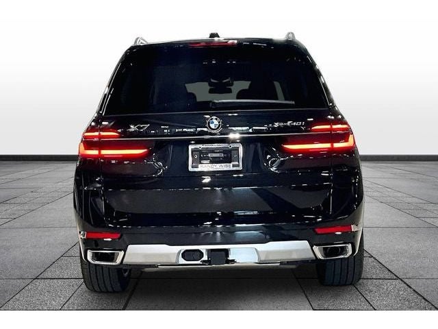 2027 BMW X7 xDrive40i