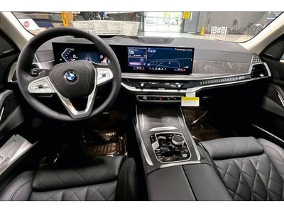 2027 BMW X7 xDrive40i