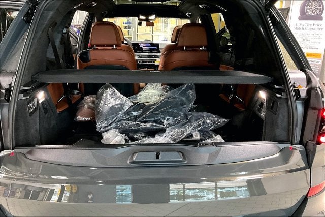 2027 BMW X7 xDrive40i