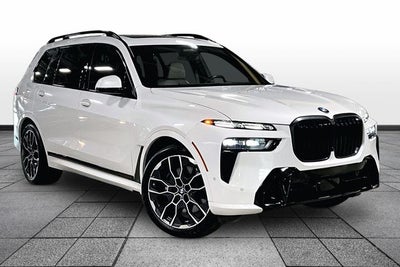 2025 BMW X7 xDrive40i