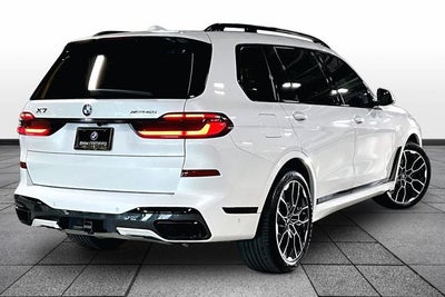 2025 BMW X7 xDrive40i
