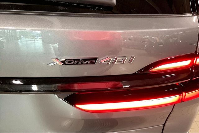 2027 BMW X7 xDrive40i
