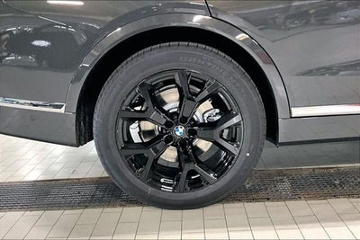 2027 BMW X7 xDrive40i