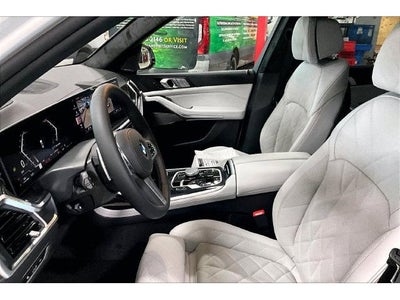 2027 BMW X7 xDrive40i