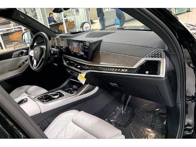 2027 BMW X7 xDrive40i