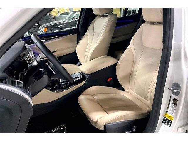 2023 BMW X4 xDrive30i