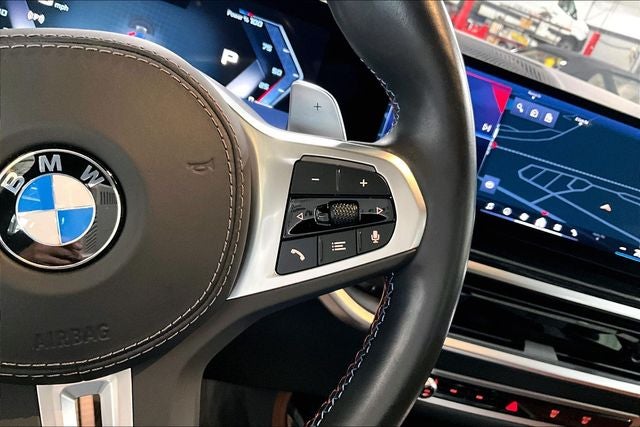 2024 BMW X7 M60i