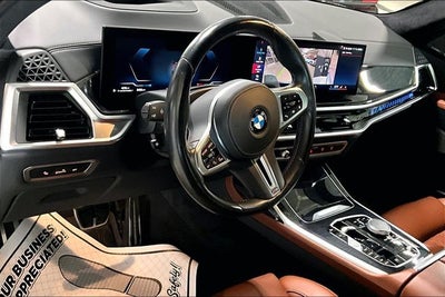 2024 BMW X7 M60i