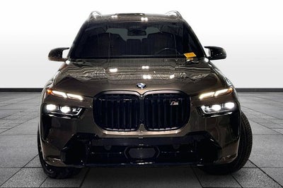 2024 BMW X7 M60i
