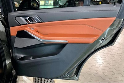 2024 BMW X7 M60i