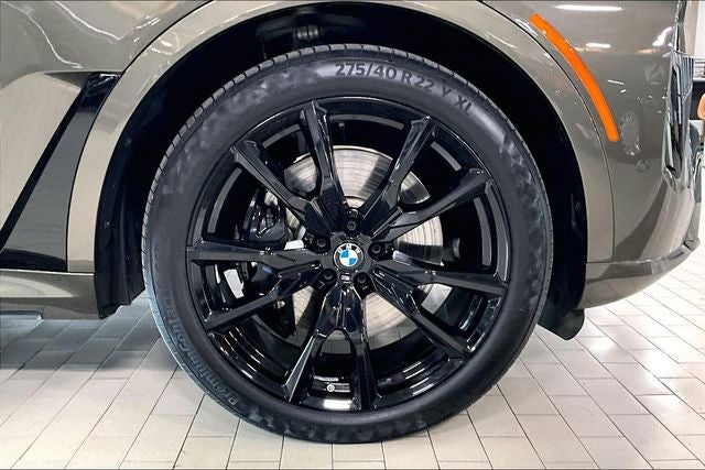 2024 BMW X7 M60i