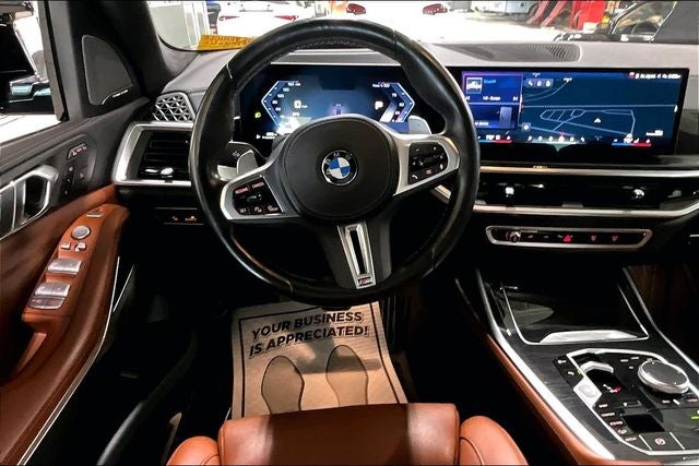 2024 BMW X7 M60i