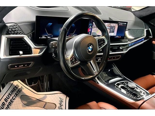 2024 BMW X7 M60i