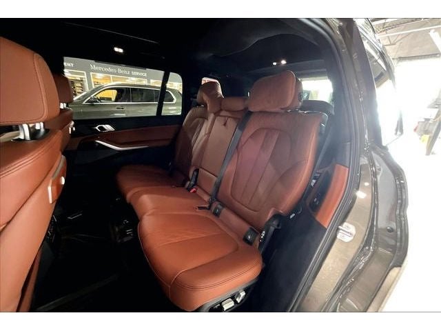 2024 BMW X7 M60i