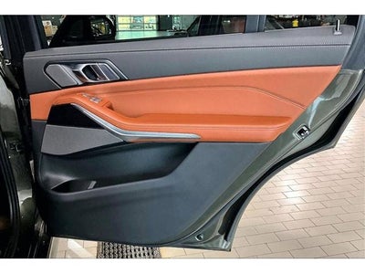 2024 BMW X7 M60i