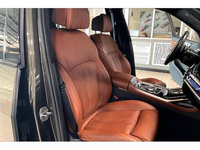 2024 BMW X7 M60i