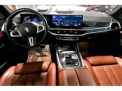 2024 BMW X7 M60i