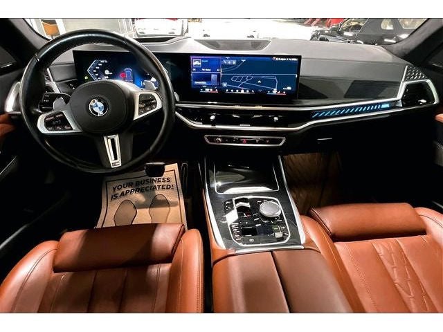 2024 BMW X7 M60i