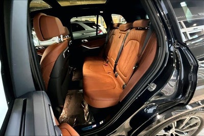 2026 BMW X5 M60i