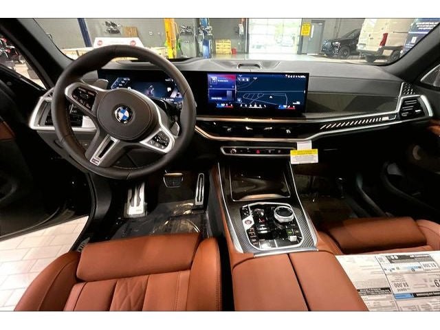 2026 BMW X5 M60i