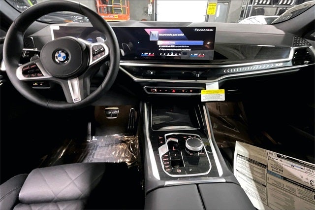 2026 BMW X6 xDrive40i